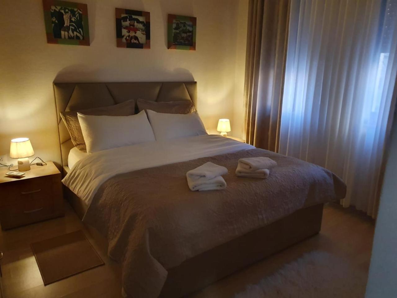 Tirana Center Apartment - Zogu I Boulevard Bagian luar foto